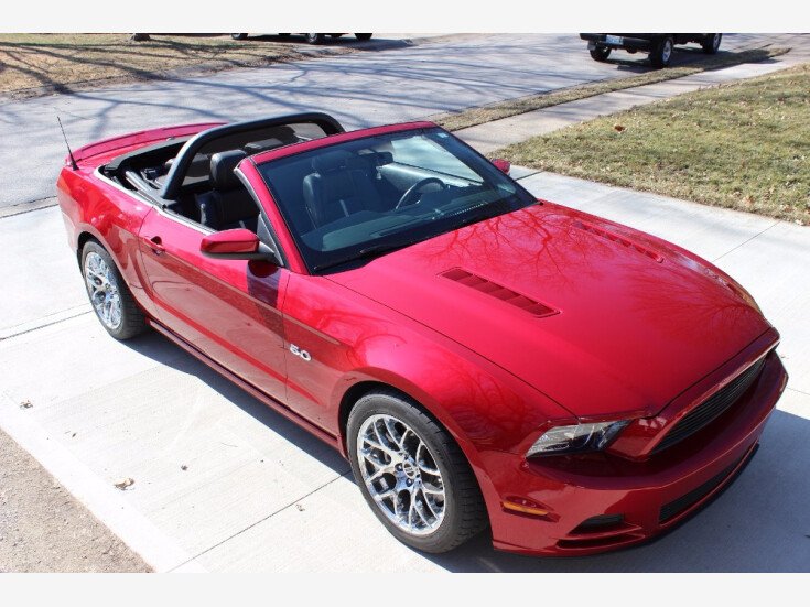 Thumbnail Photo undefined for 2013 Ford Mustang GT Convertible